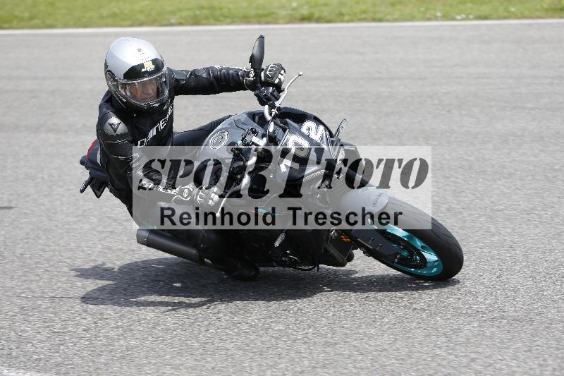 /Archiv-2024/29 12.06.2024 MOTO.CH Track Day ADR/Gruppe gelb/102